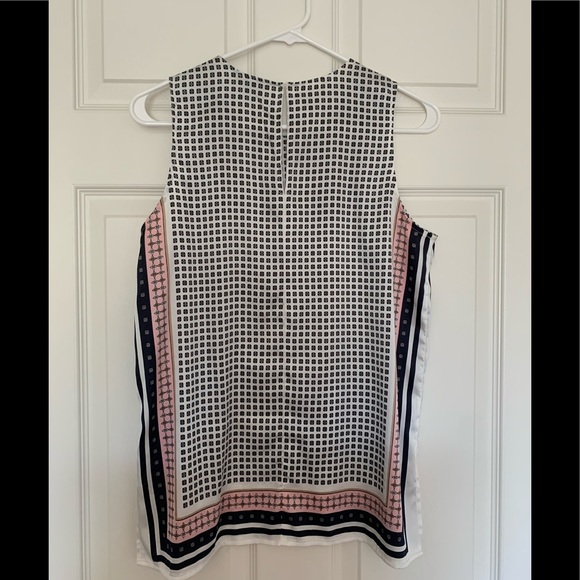 Ann Taylor Shell Top - Picture 2 of 8